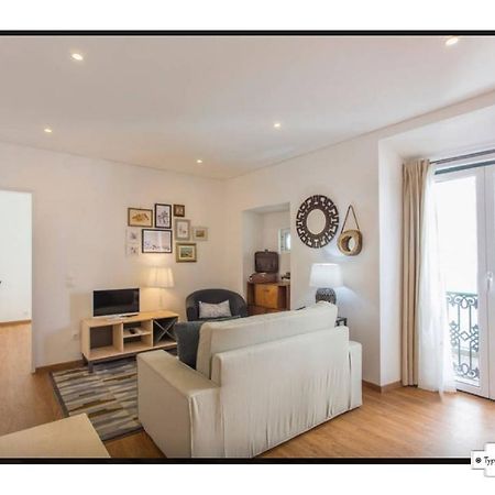 Canto Do 28, Typical Apartment Lisbon Luaran gambar